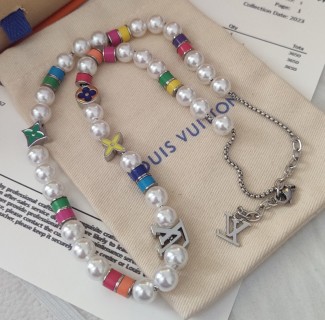 Louis Vuitton MNG Pearl Party Necklace - Multicolor view 5