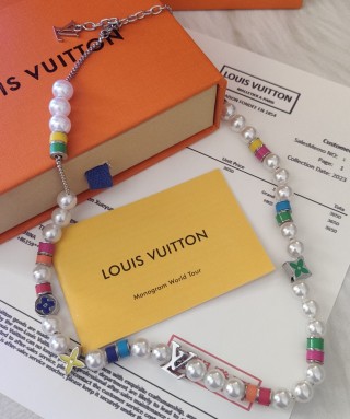 Louis Vuitton MNG Pearl Party Necklace - Multicolor view 7