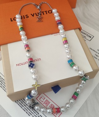 Louis Vuitton MNG Pearl Party Necklace - Multicolor view 8