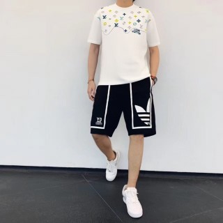 Louis Vuitton Monogram White Short Sleeve T-Shirt view 4