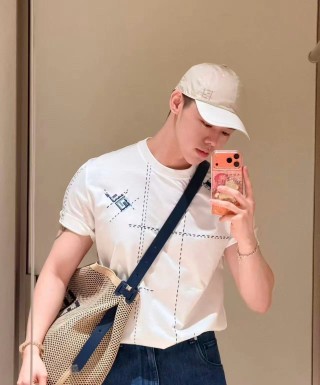 White Geometric Stitch Short Sleeve T-Shirt