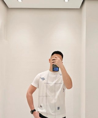 White Geometric Stitch Short Sleeve T-Shirt view 3