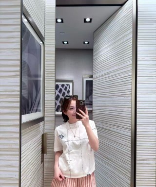 White Geometric Stitch Short Sleeve T-Shirt view 5
