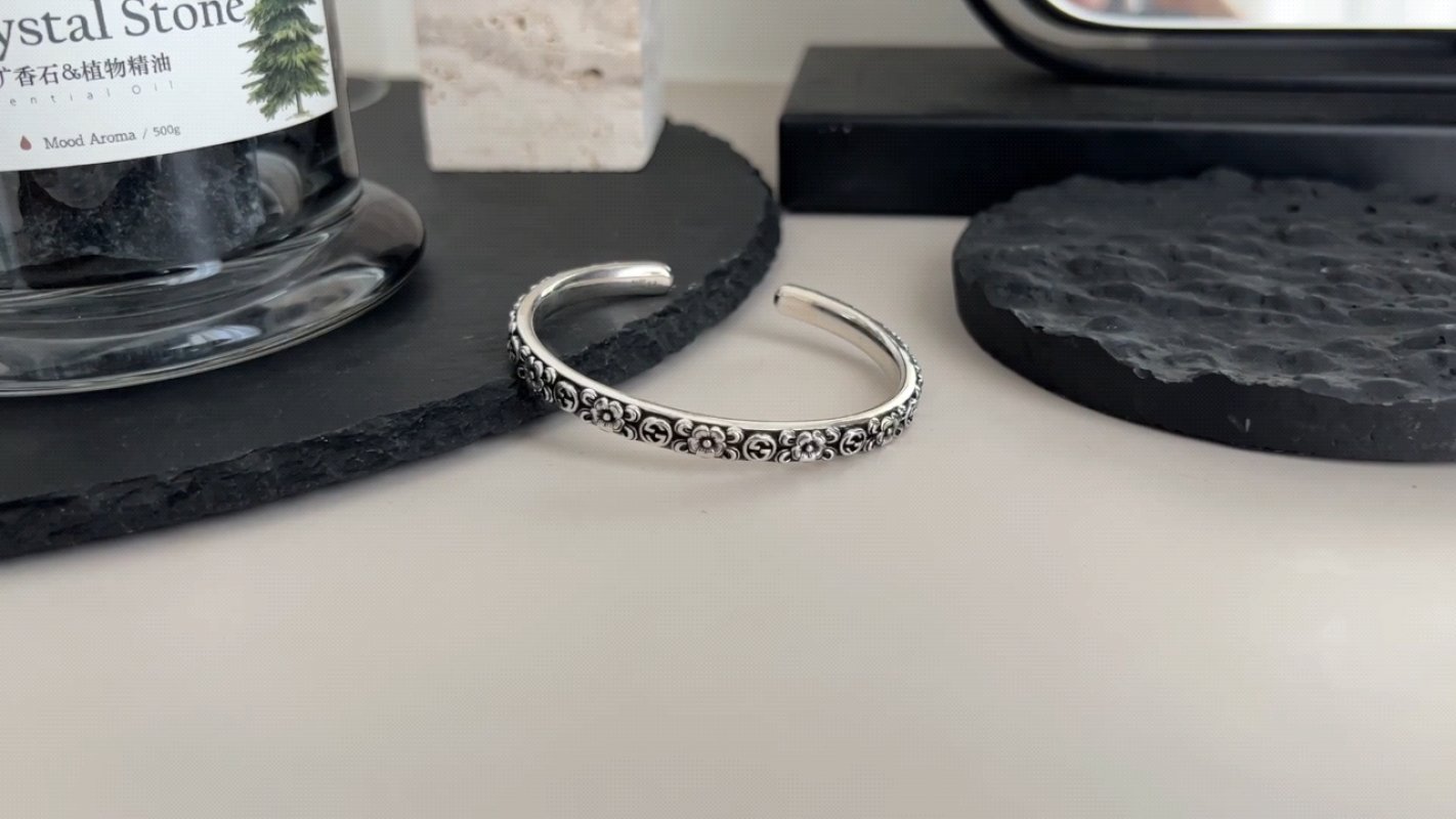 Gucci 925 Double G Flower Vintage Cuff Bracelet Silver