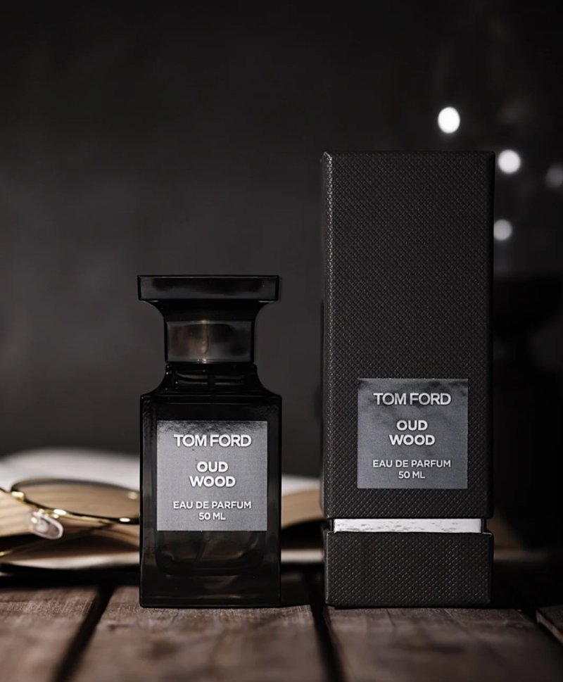 Tom Ford Oud Wood Eau de Parfum 100ml view