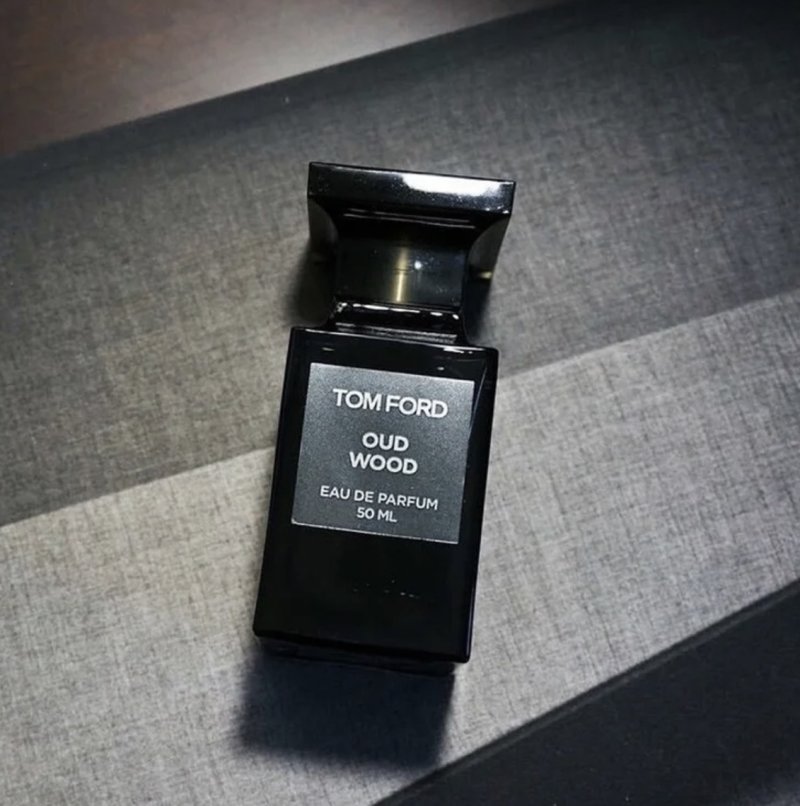 Tom Ford Oud Wood Eau de Parfum 100ml view