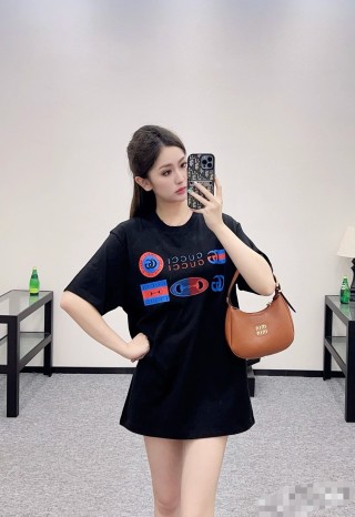 Gucci Logo Print Black Short Sleeve T-Shirt view 3