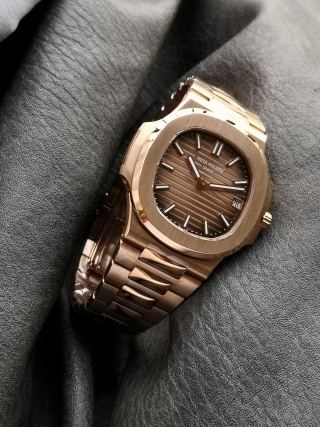 Patek Philippe Nautilus 5711 Rose Gold Brown Dial 40mm