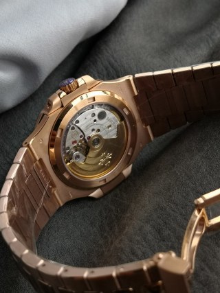 Patek Philippe Nautilus 5711 Rose Gold Brown Dial 40mm view 9