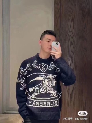 Burberry Navy Equestrian Crest Knit Sweater view 3