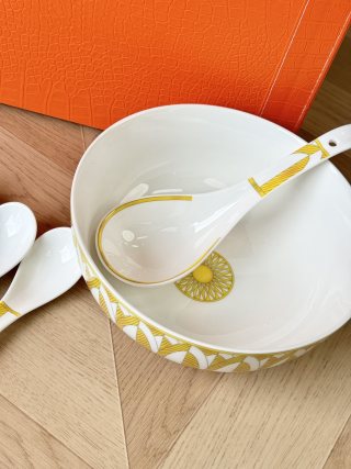 Hermès Paris Porcelain Spoon & Bowl Set - White Gold view 3