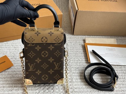 Louis Vuitton Monogram Box Bag Brown Gold Hardware view 6