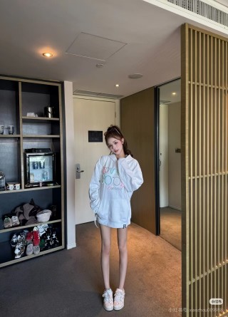 White Graphic Print Oversized Hoodie with Colorful Text Design
