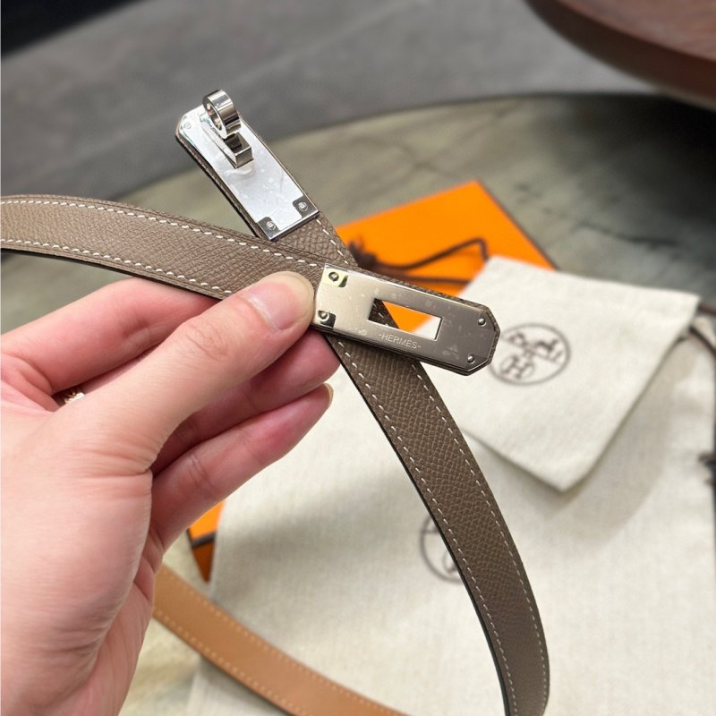 Hermès Kelly 1.8 Epsom Calf Leather Belt - Taupe view