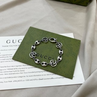 Gucci Double G Pig Nose Silver Chain Bracelet
