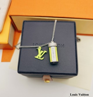 Louis Vuitton Fluo Perfume Bottle Pendant Necklace - Grass Green view 2