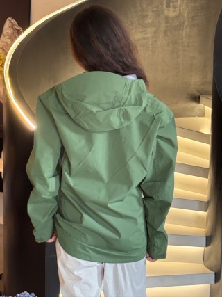 Arc'teryx Beta SL Hooded Windbreaker Jacket - Eden Green view 7