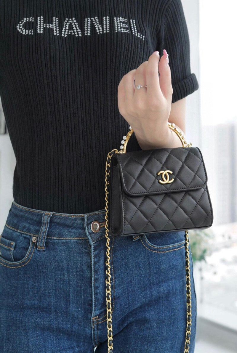 Chanel Classic Quilted Black Shoulder Bag with Gold Chain