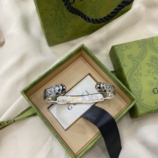 Gucci Double G Tiger Head Vintage Silver Cuff Bracelet view 2