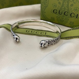 Gucci Double G Tiger Head Vintage Silver Cuff Bracelet view 7