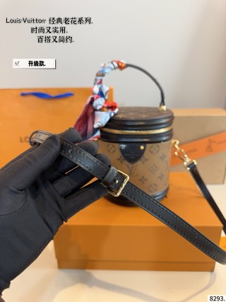 Louis Vuitton Monogram Cannes Cylinder Bag Black view 4