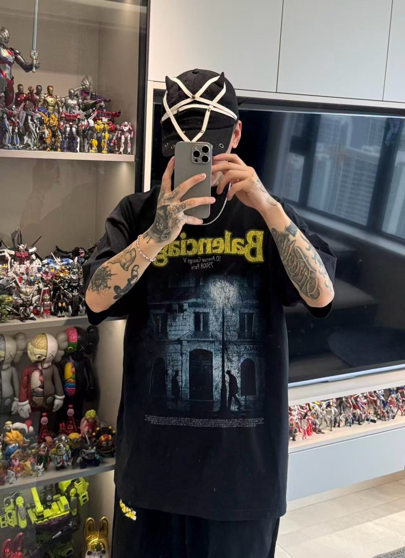 Balenciaga Distressed Building Graphic Black T-Shirt