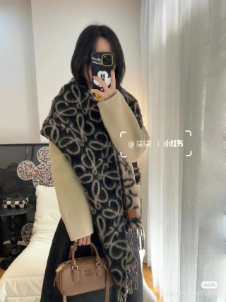 Loewe Reversible Floral Jacquard Wool Mohair Fringe Scarf Cream Black view 7