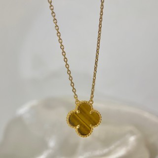 Van Cleef & Arpels Four-Leaf Clover Tiger's Eye Gold Necklace view 5