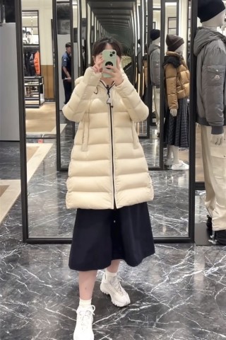 Moncler Cream Puffer Down Jacket view 9