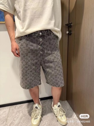 Louis Vuitton Monogram Denim Shorts Grey view 2