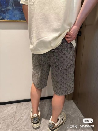 Louis Vuitton Monogram Denim Shorts Grey view 4