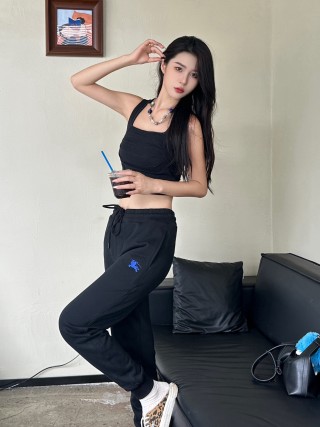 Burberry Black Jogger Pants with EKD Emblem view 6