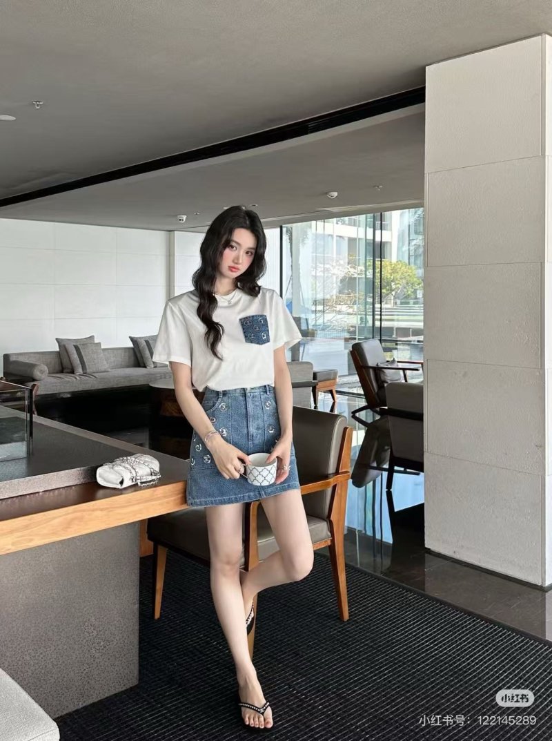 Cream Short Sleeve T-Shirt with Blue Monogram Pocket Print view