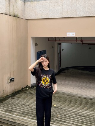 Black Graphic Print Short Sleeve T-Shirt with Colorful Logo Design view 7