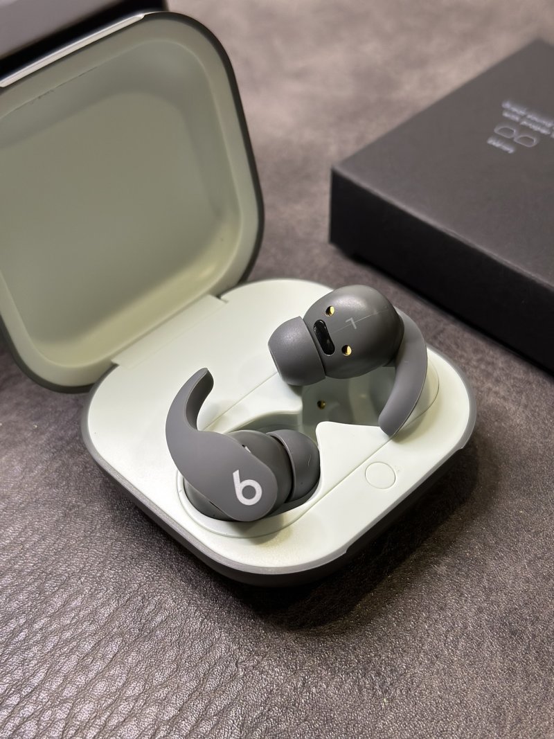 Beats Fit Pro Wireless Earbuds - Sage Green view