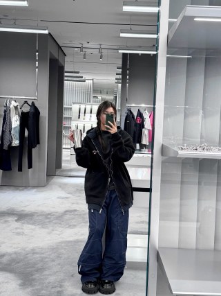 Navy Wide-Leg Cargo Pants view 8