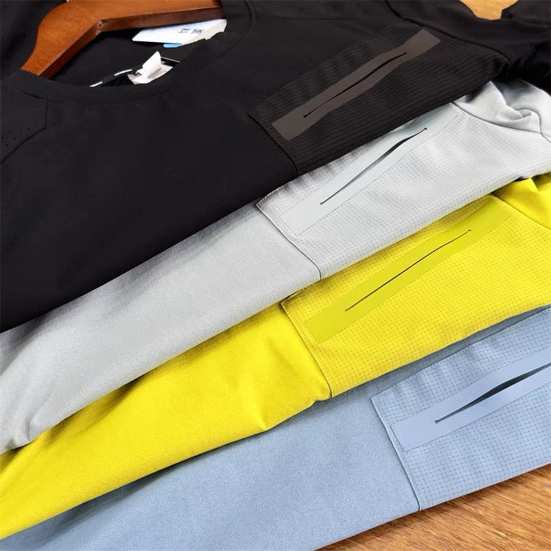 Arc'teryx Logo Print Ice Silk T-Shirt - Grey view