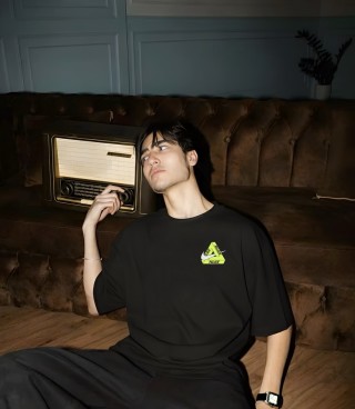 Nike x Palace Black Short Sleeve T-Shirt view 7