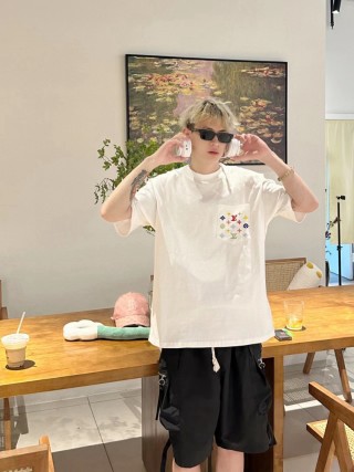 Louis Vuitton Monogram Pocket Cream T-Shirt view 3