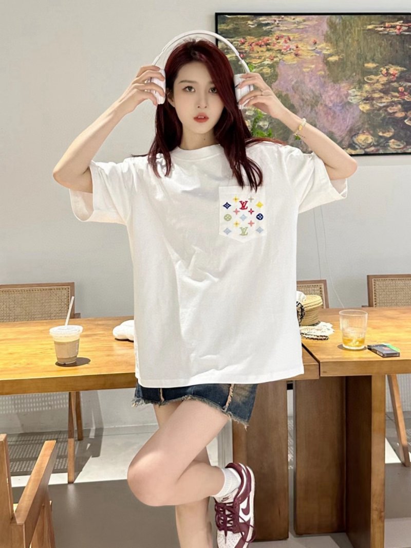 Louis Vuitton Monogram Pocket Cream T-Shirt view