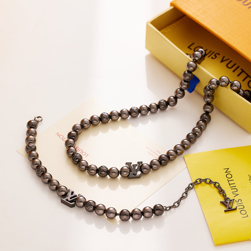 Louis Vuitton Black Pearl Beaded Chain Bracelet view