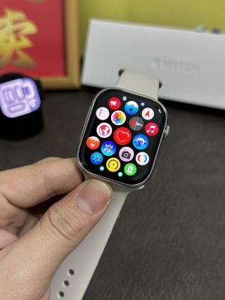 Apple Watch Series 10 46mm Titanium Smart Watch White view 5