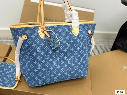 LV Neverfull MM Monogram Denim Tote Bag - Blue view 2