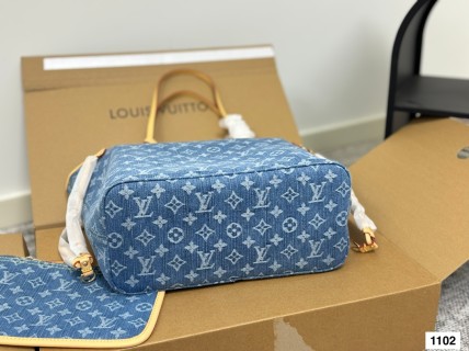 LV Neverfull MM Monogram Denim Tote Bag - Blue view 8