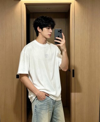 Balenciaga BB Logo White T-Shirt view 2