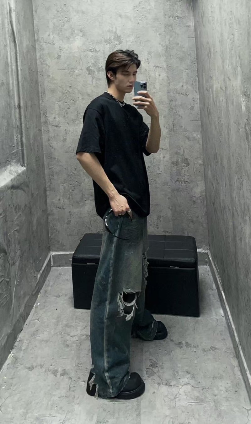 Balenciaga Black Crown Logo T-Shirt view