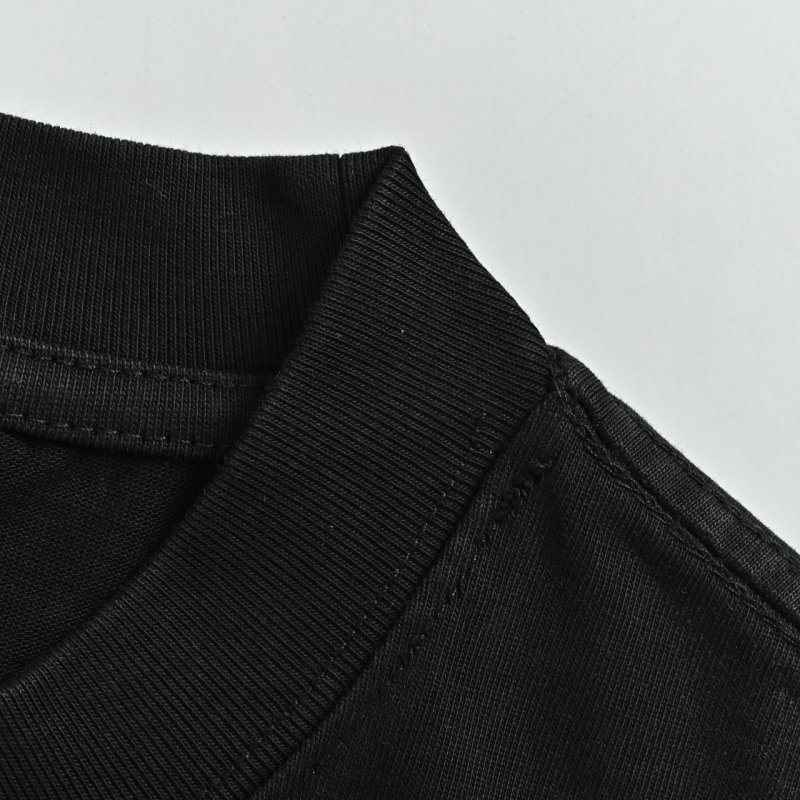 WE11DONE Cracked Letter Print Black T-Shirt view