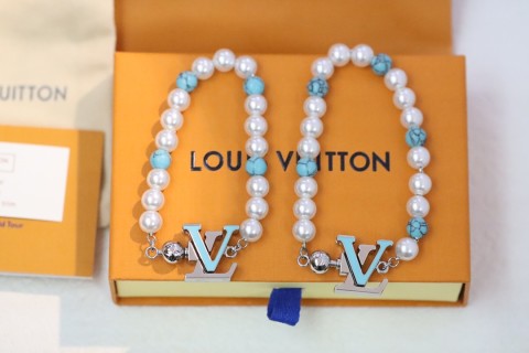 LV Turquoise Pearl Beaded Bracelet - Silver & Blue view 6