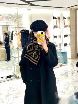 Fendi FF Monogram Wool Blend Scarf Beige Black view 2