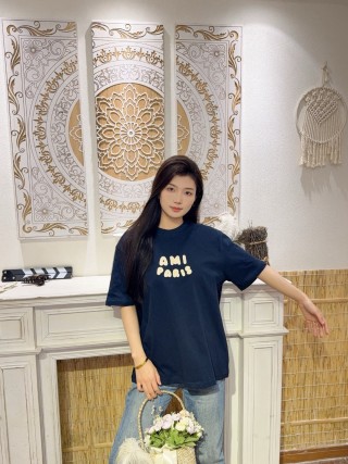 Ami Paris Navy Logo T-Shirt view 5